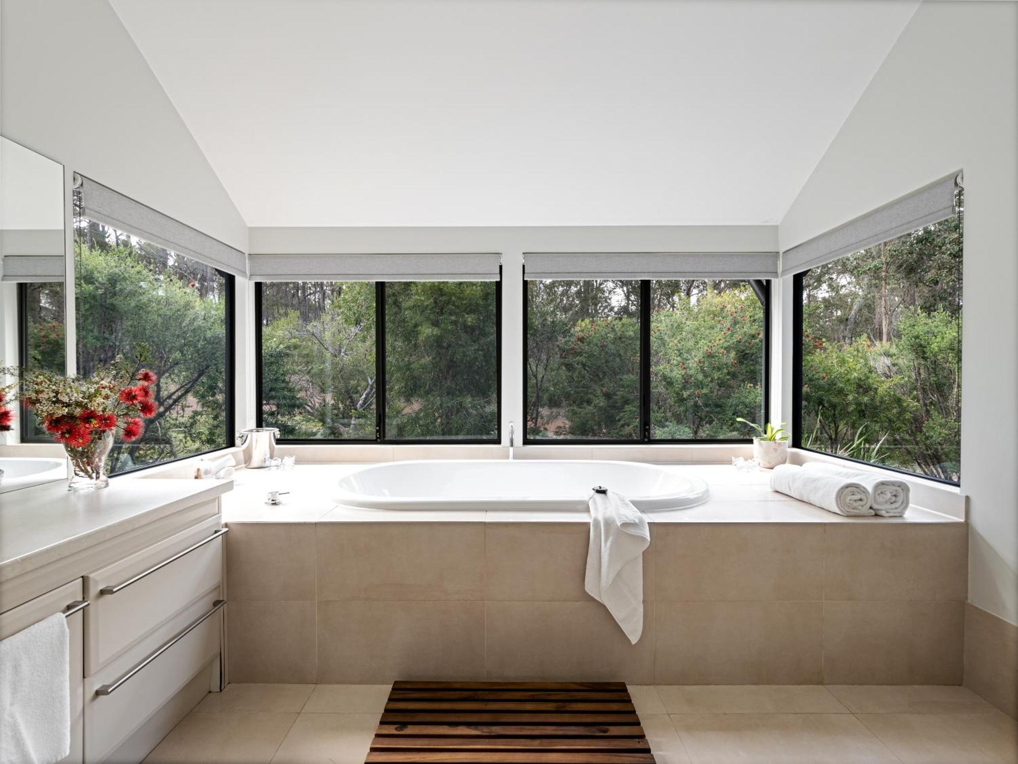 Jarrah Grove Forest Retreat - Adults Only Luxury Chalet Rosa Glen Esterno foto